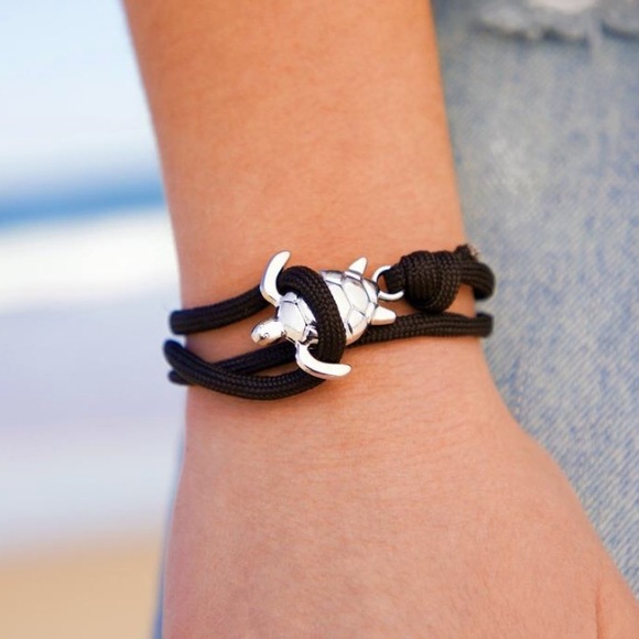 🎁 2 LEFT‼️ NEW 🏝 SILVER-TONE SEA TURTLE BLACK KNOTTED ROPE BRACELET One Size - Picture 2 of 5